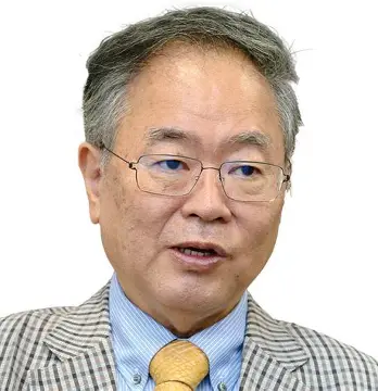 髙橋洋一教授